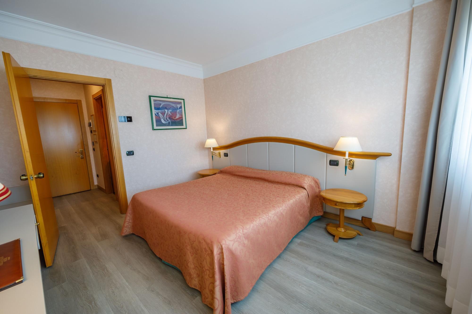 Perugia Plaza Hotel Экстерьер фото