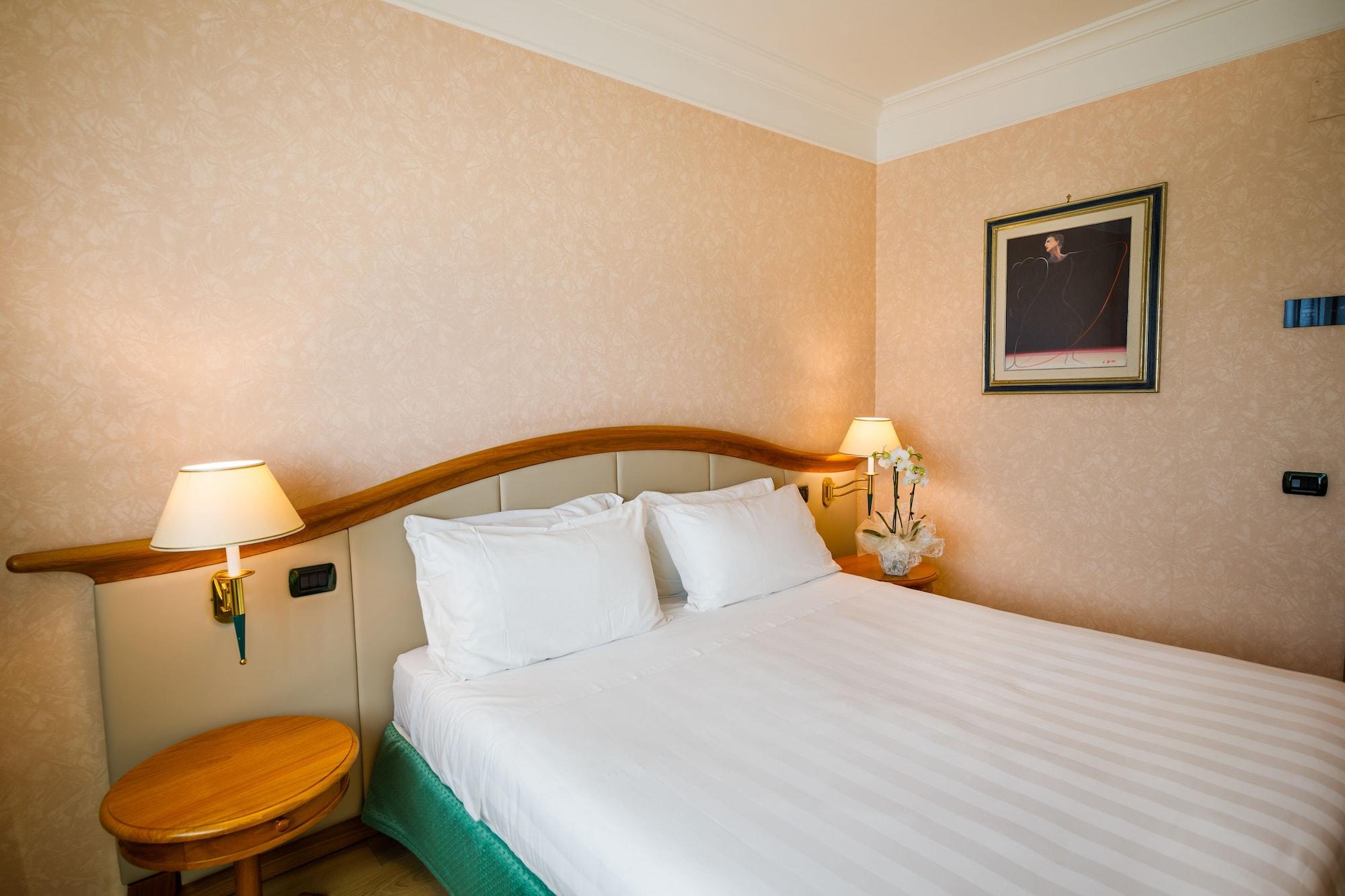 Perugia Plaza Hotel Экстерьер фото
