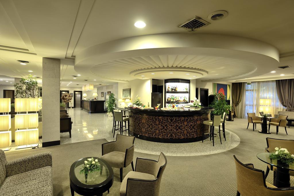 Perugia Plaza Hotel Экстерьер фото
